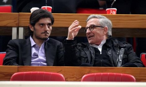 Στο κλειστό του ΟΑΚΑ ο αδελφός του Πρωθυπουργού -Υψηλός προσκεκλημένος στον αγώνα μπάσκετ του Παναθηναϊκού | iefimerida.gr 0