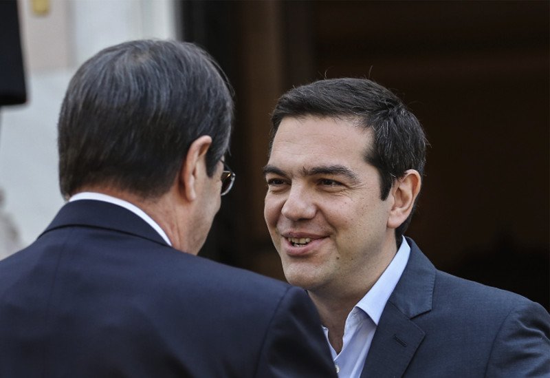 Γκρίζαραν τα μαλλιά του Τσίπρα σε 3 μήνες [εικόνες] | iefimerida.gr 3