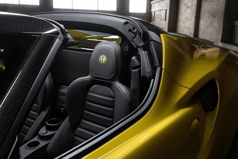 Επίσημη πρεμιέρα της Alfa Romeo 4C Spider | iefimerida.gr 4