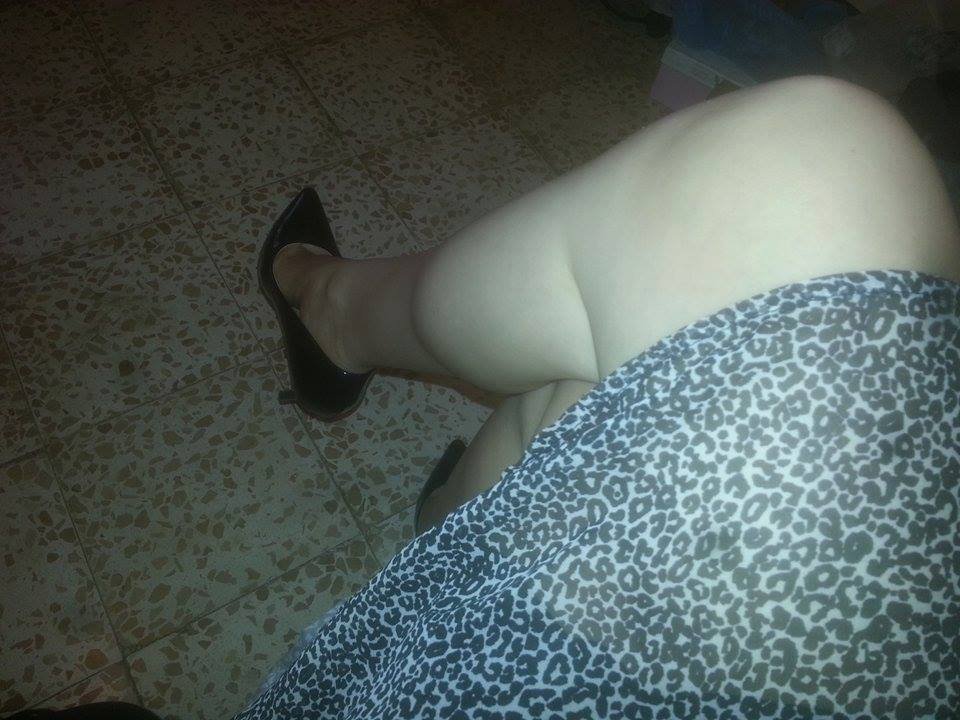 Αλγερία: Εδειξε τα πόδια της και την έδιωξαν από τη Νομική -Τα social media εκδικήθηκαν [εικόνες] | iefimerida.gr 8