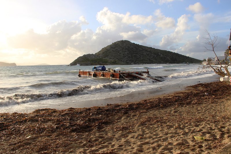 Αυτές είναι οι τελευταίες εργασίες στην ακτή Γκιουμουσλούκ στην Αλικαρνασό για το φυλάκιο απέναντι από τα Ιμια [εικόνες] | iefimerida.gr 1
