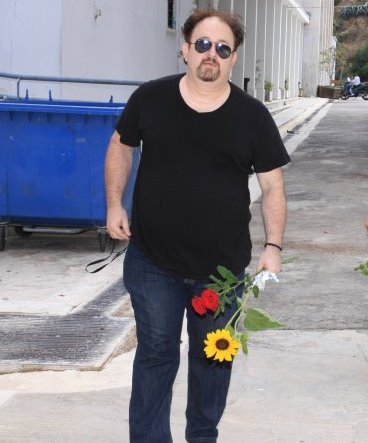 Δύο μνημόσυνα για την Αλίκη Βουγιουκλάκη [εικόνες] | iefimerida.gr 0