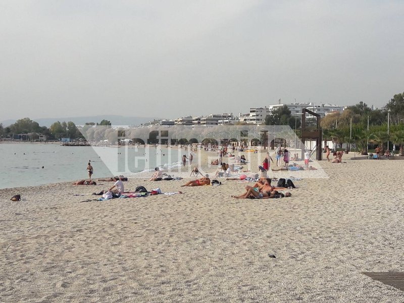 Πετσέτα μαγιό και βουτιά για τους τυχερούς