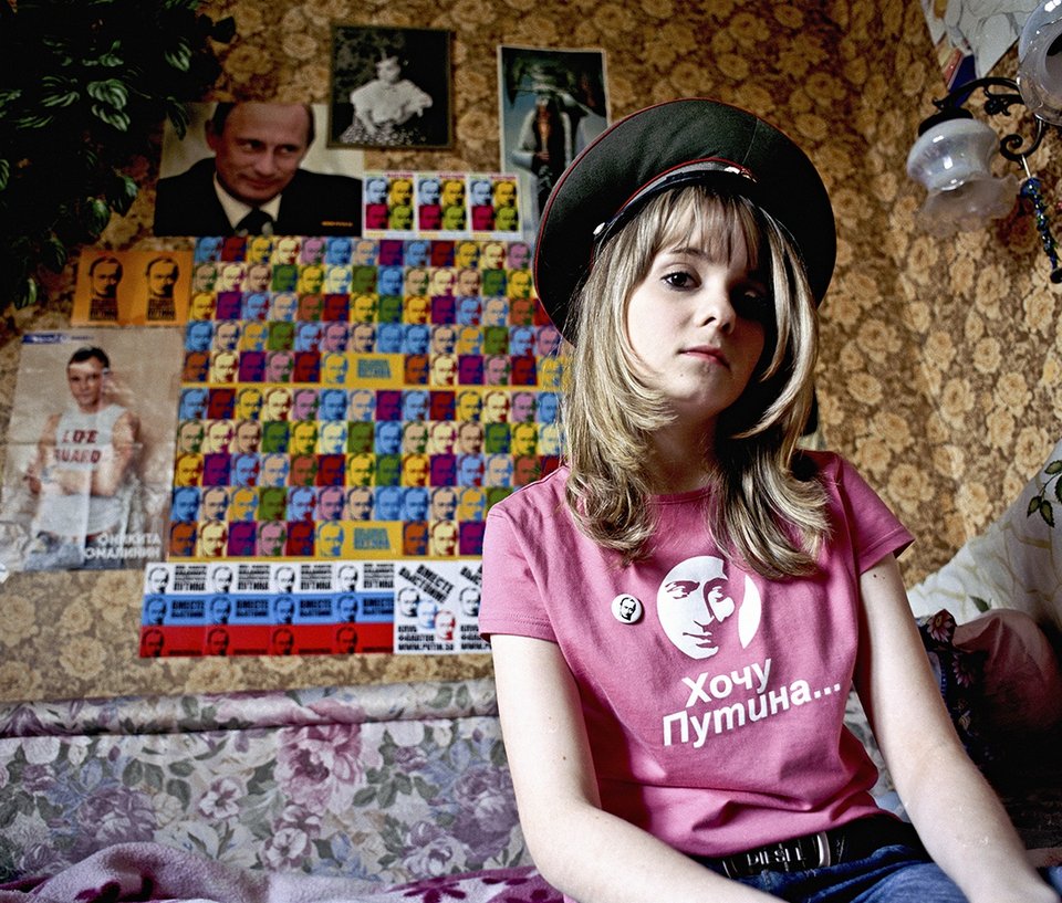 Το συγκλονιστικό φαν κλαμπ του Πούτιν -Τον λατρεύουν σαν Θεό, τον προσκυνούν [εικόνες] | iefimerida.gr 6