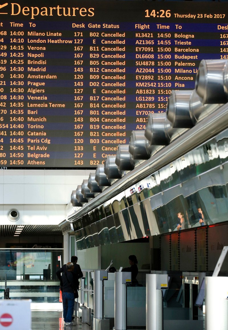Προσύμφωνο για τη διάσωση της Alitalia-Mε απολύσεις και μειώσεις μισθών | iefimerida.gr 1