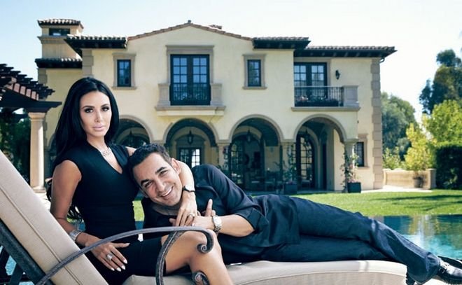 Πώς ο δισεκατομμυριούχος Αλκις Δαυίδ θα... επαναφέρει στη σκηνή την Μπίλι Χάλιντεϊ [εικόνες] | iefimerida.gr 0