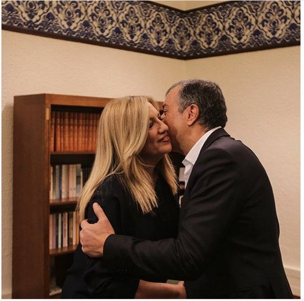 «Κίνημα Αλλαγής» το όνομα του νέου φορέα της Κεντροαριστεράς -Συνάντηση Φώφης-Θεοδωράκη | iefimerida.gr 0