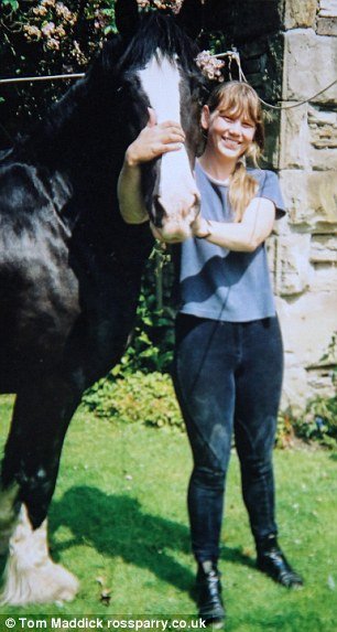 Μια συγκλονιστική ιστορία -Η 42χρονη που αυτοκτόνησε γιατί δεν άντεξε τον θάνατο του «καλύτερού της φίλου» [εικόνες] | iefimerida.gr 0