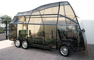 Σχεδίασε αυτοκίνητο που έχει κινητήρα ενός ίππου – Κυριολεκτικά! [εικόνες] | iefimerida.gr 0