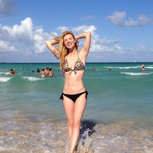 Θεσσαλονικιά παρουσιάστρια με καυτό μπικίνι στο Μαϊάμι [εικόνες]  | iefimerida.gr 0