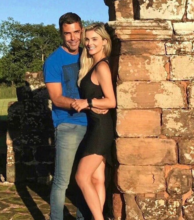 Στα πατώματα η Αθηνά Ωνάση -Παντρεύεται ξανά ο Αλβάρο [εικόνες] | iefimerida.gr 0