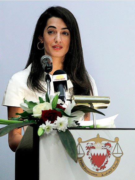 Eπτά πράγματα για τη μέλλουσα κυρία Κλούνεϊ -Η σέξι δικηγόρος, ακτιβίστρια, fashionista Αλαμουντίν [εικόνες] | iefimerida.gr 1