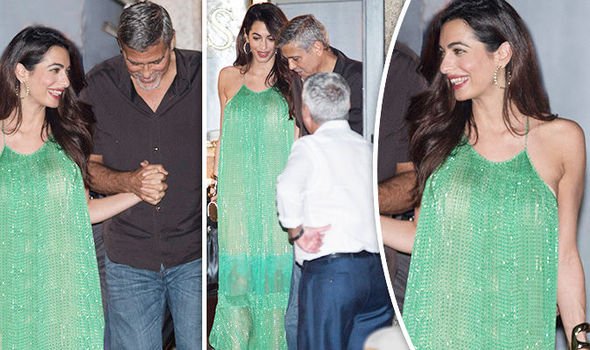 Η πρώτη δημόσια εμφάνιση της Αμάλ Κλούνεϊ μετά την γέννηση των διδύμων -Λαμπερή στα πράσινα [εικόνες] | iefimerida.gr 2