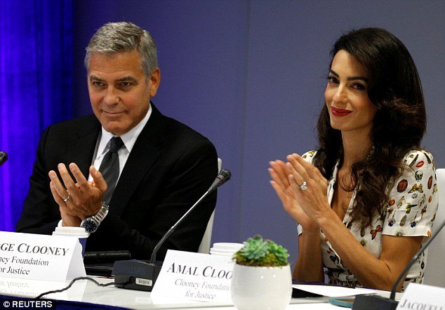 Θαυμαστές ορμούν στην Αμάλ και ο Τζορτζ Κλούνεϊ περιμένει στη γωνία [εικόνες] | iefimerida.gr 3