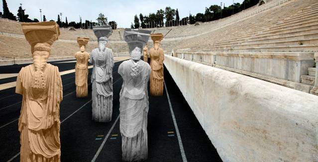 Το συγκινητικό δώρο του Αντώνη Σαμαρά στην Αμάλ Αλαμουντίν [εικόνες & βίντεο] | iefimerida.gr 3