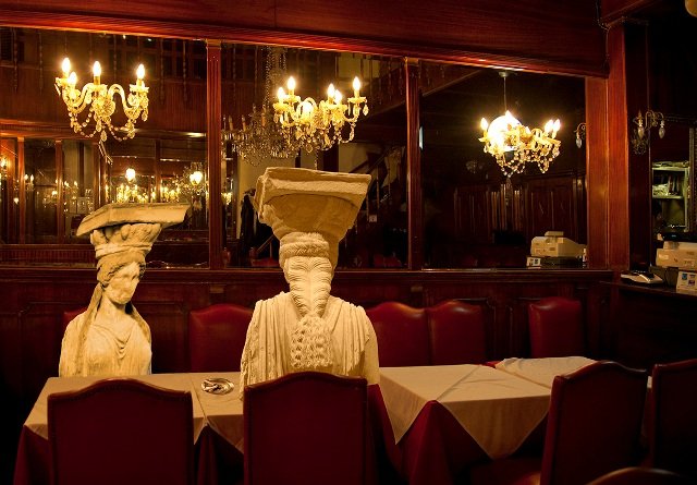 Το συγκινητικό δώρο του Αντώνη Σαμαρά στην Αμάλ Αλαμουντίν [εικόνες & βίντεο] | iefimerida.gr 2