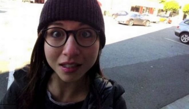 Ποια είναι η γυναίκα-αράχνη που ευθύνεται για τα ροζ σκάνδαλα της Google [εικόνες]  | iefimerida.gr 1