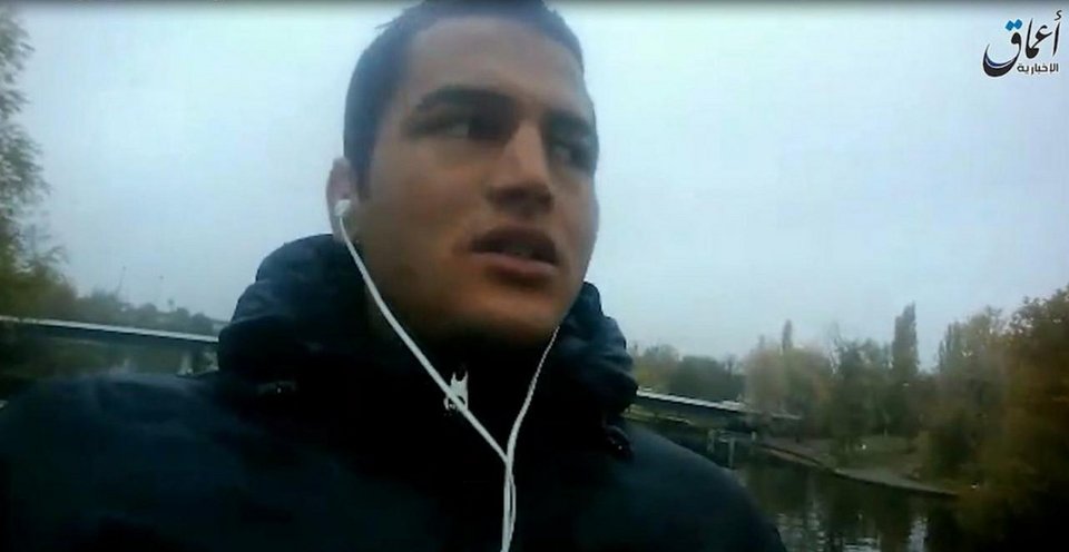 Ο μακελάρης του Βερολίνου ορκίζεται πίστη στο ISIS -Το βίντεο που έδωσε στη δημοσιότητα η οργάνωση | iefimerida.gr 0
