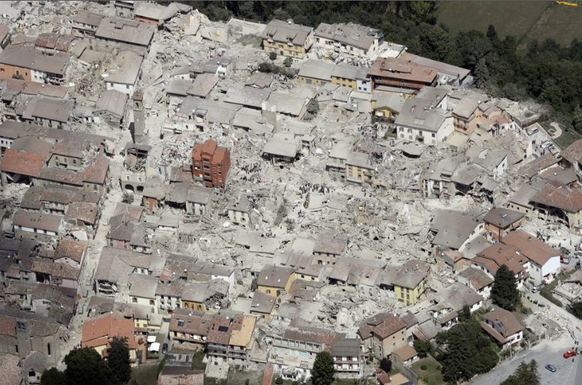 Εικόνες σοκ: «Βομβαρδισμένο» τοπίο το Αματρίτσε -Συντρίμμια η πόλη [εικόνες] | iefimerida.gr 0