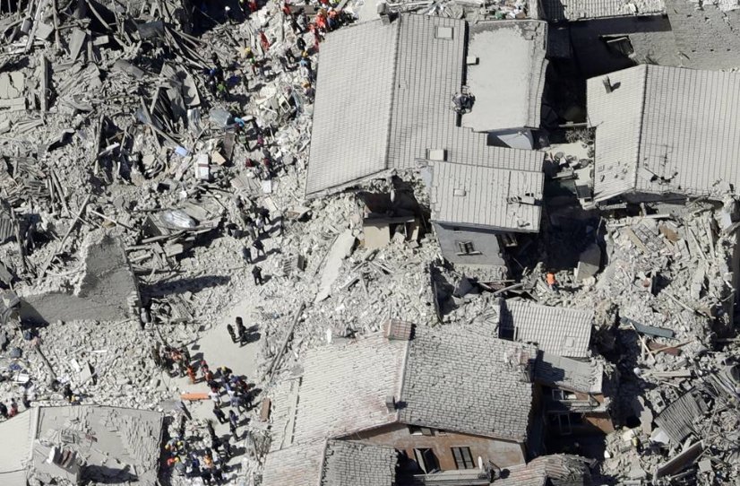 Εικόνες σοκ: «Βομβαρδισμένο» τοπίο το Αματρίτσε -Συντρίμμια η πόλη [εικόνες] | iefimerida.gr 6