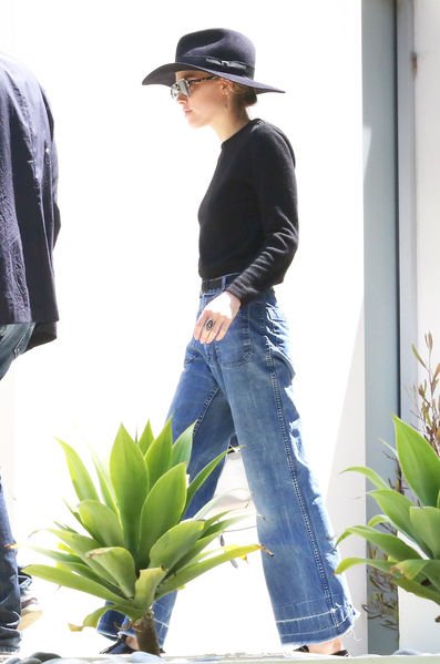 Η Αμπερ Χερντ έμεινε σκελετός -Αγνώριστη, πλέει στα ρούχα της [εικόνες] | iefimerida.gr 3