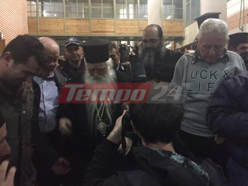 Αθώος ο Αμβρόσιος για το ομοφοβικό παραλήρημα -Αμετανόητος: «Ο Θεός δεν έφτιαξε ανώμαλους» [εικόνα & βίντεο] | iefimerida.gr 0