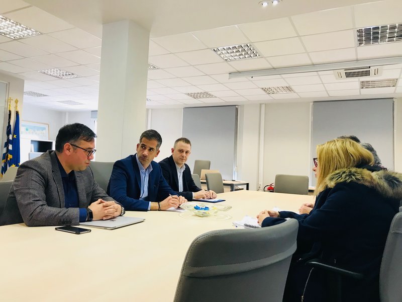 Ηλεκτροκίνητα αμαξίδια για τα ΑμεΑ της Στερεάς Ελλάδας, δωρεά του Ιδρύματος «Σταύρος Νιάρχος» | iefimerida.gr 0