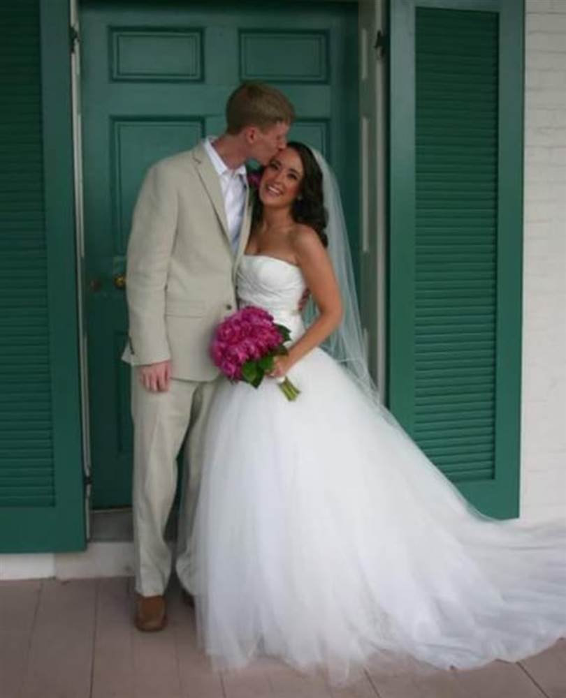 Τραγικό: Συνόδευσε τη μητέρα της στο αεροδρόμιο των Βρυξελλών και σκοτώθηκε με τον άντρα της [εικόνες] | iefimerida.gr 1