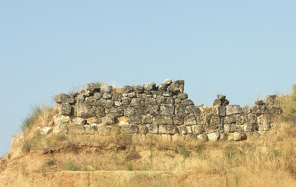 Νέες φωτογραφίες από την Αμφίπολη -Η «ακτινογραφία» του τάφου και η βάση του Λέοντα [εικόνες] | iefimerida.gr 3
