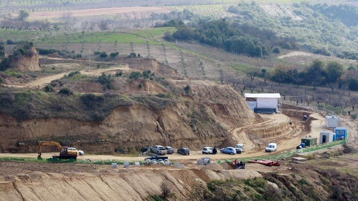 Εντυπωσιακές αρχαιολογικές ανακαλύψεις στη διαδρομή του αγωγού ΤΑΡ | iefimerida.gr 2