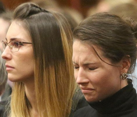 Η όμορφη μελαχρινή γαλανομάτα αδελφή του Πιστόριους που κλαψουρίζει όλη την ώρα για τον Οσκαρ [εικόνες] | iefimerida.gr 13