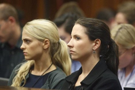 Η όμορφη μελαχρινή γαλανομάτα αδελφή του Πιστόριους που κλαψουρίζει όλη την ώρα για τον Οσκαρ [εικόνες] | iefimerida.gr 16