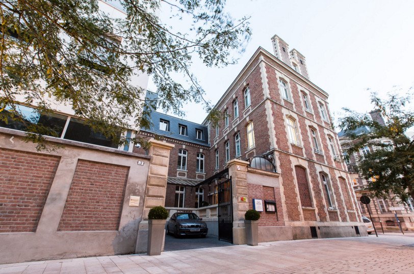 Γαλλικό ξενοδοχείο έριξε «πόρτα» σε Γουίλιαμ-Κέιτ: Πήραν τηλ. για κράτηση και τους είπαν «όχι» [εικόνες] | iefimerida.gr 0