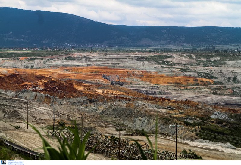 Η κατολίσθηση των 80 εκατ. κυβικών χώματος άλλαξε τον χάρτη στο Αμύνταιο -Αεροφωτογραφίες δείχνουν το μέγεθος της καταστροφής [εικόνες & βίντεο] | iefimerida.gr 7