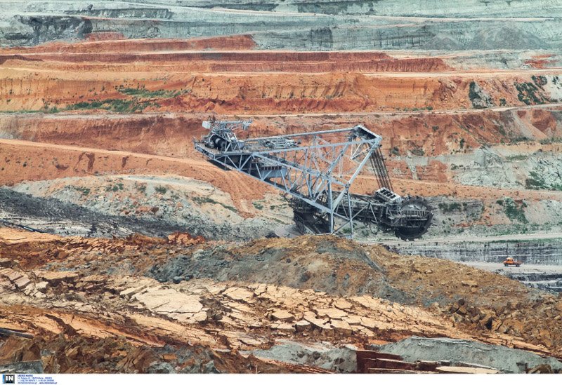 Η κατολίσθηση των 80 εκατ. κυβικών χώματος άλλαξε τον χάρτη στο Αμύνταιο -Αεροφωτογραφίες δείχνουν το μέγεθος της καταστροφής [εικόνες & βίντεο] | iefimerida.gr 10