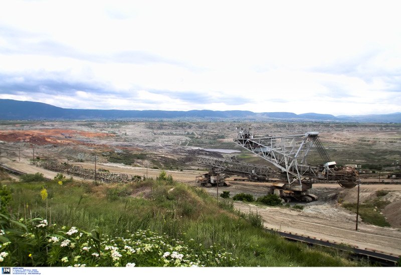 Η κατολίσθηση των 80 εκατ. κυβικών χώματος άλλαξε τον χάρτη στο Αμύνταιο -Αεροφωτογραφίες δείχνουν το μέγεθος της καταστροφής [εικόνες & βίντεο] | iefimerida.gr 11