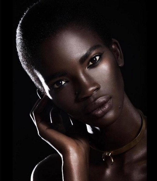 Η... ιδιαίτερη απάντηση μοντέλου σε ρατσιστικά σχόλια για τα χείλη της [εικόνες] | iefimerida.gr 5