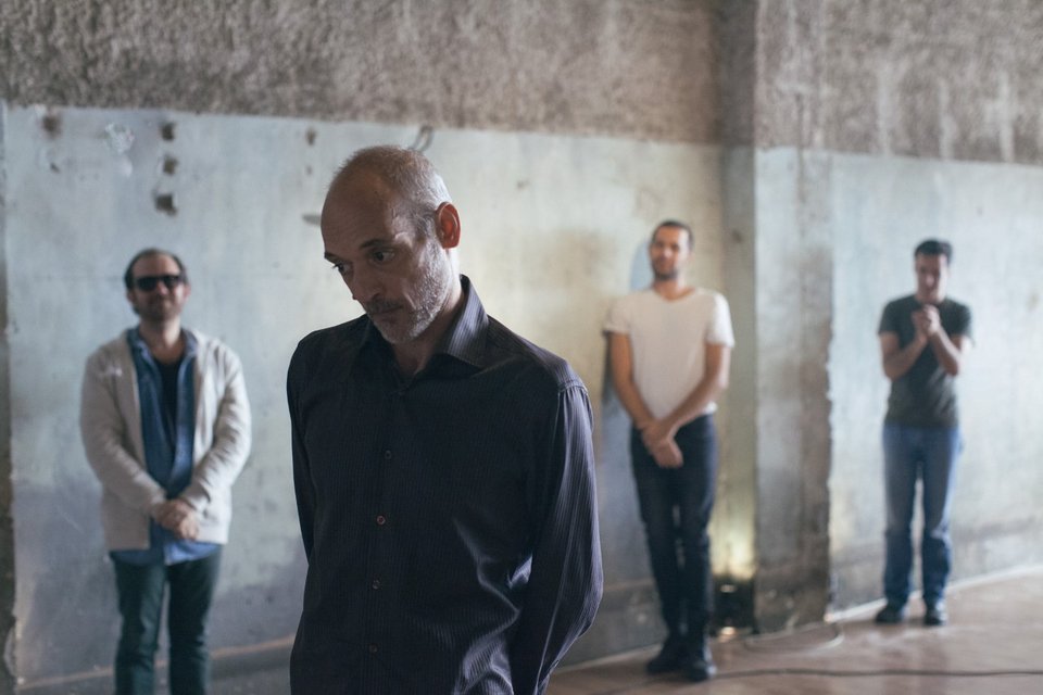 Στις πρόβες του Γιάννη Κακλέα για τον Αμλετ: Οι πρώτες φωτογραφίες [εικόνες] | iefimerida.gr 5