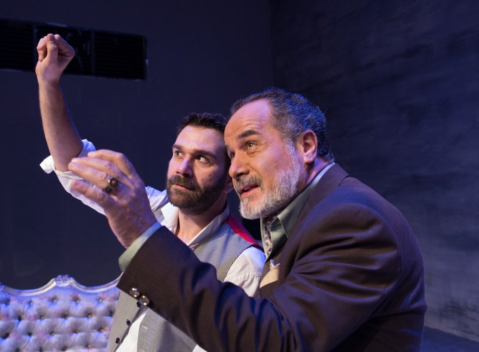 Πώς ο Τάσος Ιορδανίδης με τον «Αμλετ» κέρδισε το στοίχημα στη θεατρική Αθήνα [εικόνες & τρέιλερ] | iefimerida.gr 2