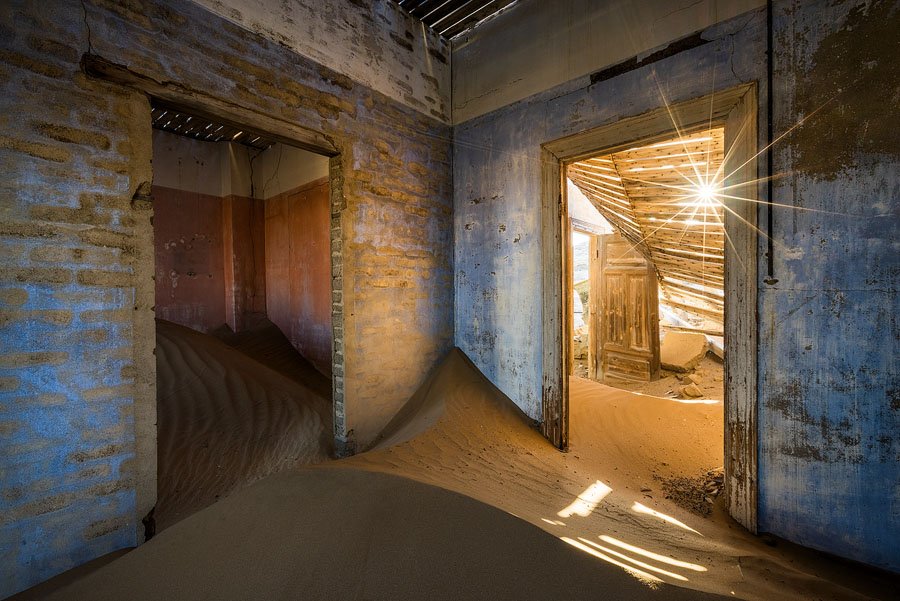 Kolmanskop, μια πόλη φάντασμα -Την «κατάπιαν» οι αμμοθύελλες [εικόνες] | iefimerida.gr 16