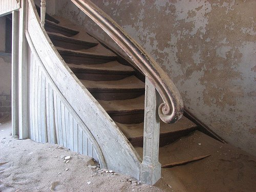 Kolmanskop, μια πόλη φάντασμα -Την «κατάπιαν» οι αμμοθύελλες [εικόνες] | iefimerida.gr 18