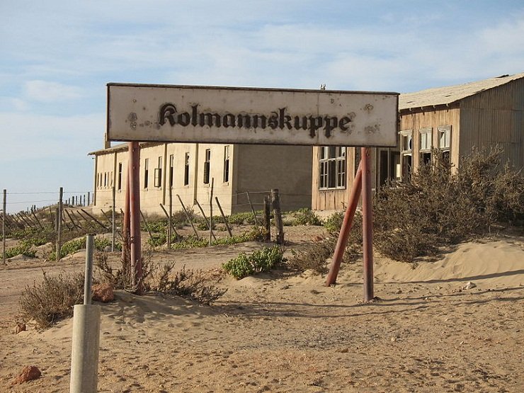 Kolmanskop, μια πόλη φάντασμα -Την «κατάπιαν» οι αμμοθύελλες [εικόνες] | iefimerida.gr 26