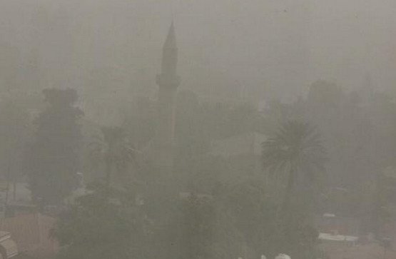 Τρομακτική αμμοθύελλα «κατάπιε» την Κύπρο [εικόνες & βίντεο] | iefimerida.gr 8