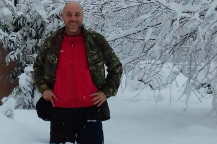 Ο Σταύρος Θεοδωράκης συναντά τον αποκλεισμένο βουλευτή του στην Εύβοια [εικόνες] | iefimerida.gr 0