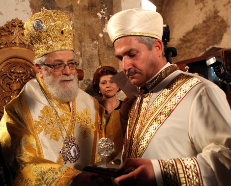 Συγκίνηση και κλίμα κατάνυξης στην κατεχόμενη Αμμόχωστο: Ακολουθία Επιταφίου μετά από 57 χρόνια [εικόνες] | iefimerida.gr 3