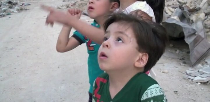 Ετσι είναι σήμερα το αγοράκι που έγινε σύμβολο του πολέμου στην Συρία -Ηταν μέσα στα αίματα, με το βλέμμα χαμένο [εικόνες] | iefimerida.gr 3