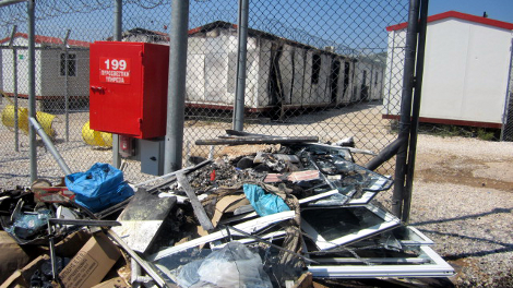 Καρέ καρέ οι καταστροφές στην Αμυγδαλέζα μετά την εξέγερση των κρατούμενων μεταναστών [εικόνες] | iefimerida.gr 3