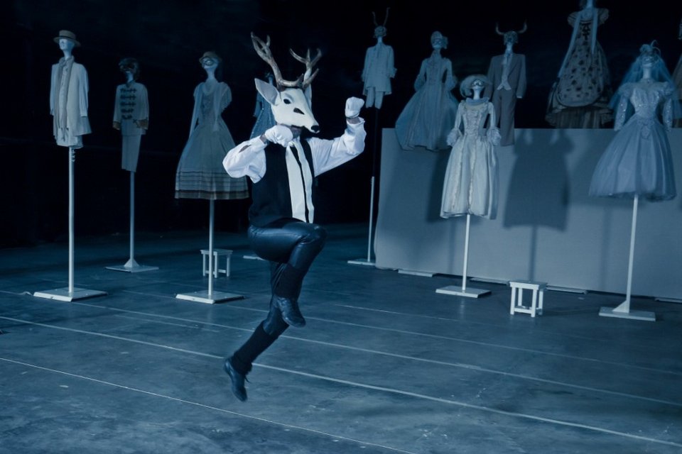 «Αμύντας» στο Ηρώδειο: Η τελευταία παράσταση που σκηνοθέτησε ο Σπύρος Ευαγγελάτος [εικόνες]  | iefimerida.gr 0