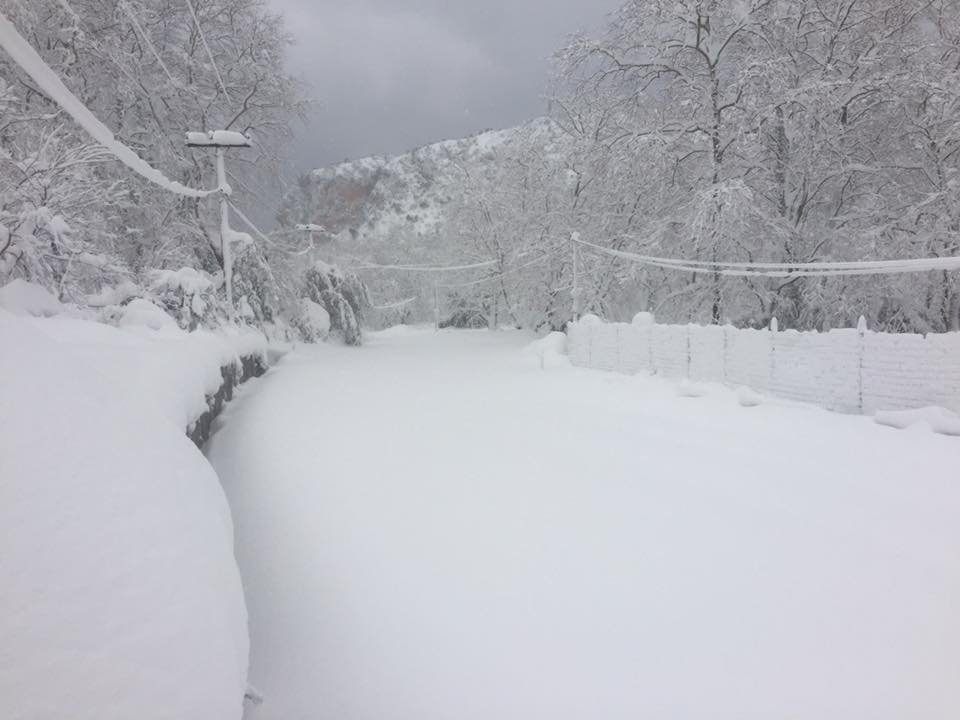 Αποκλεισμένος δύο μέρες χωρίς νερό και ρεύμα ο Γιώργος Αμυράς -Στη Χιλιαδού [εικόνες] | iefimerida.gr 1