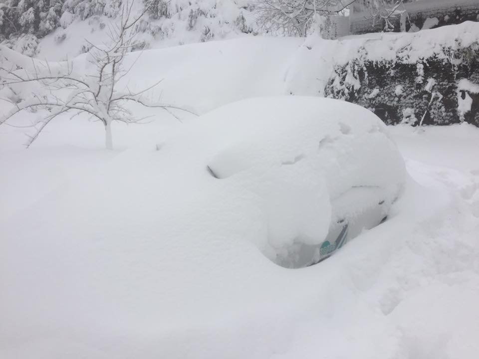 Αποκλεισμένος δύο μέρες χωρίς νερό και ρεύμα ο Γιώργος Αμυράς -Στη Χιλιαδού [εικόνες] | iefimerida.gr 2